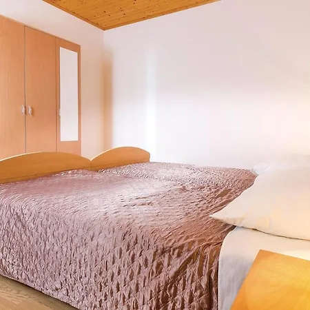 Apartmán 2 Bedroom Amazing In